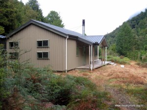 Karamea Bend Hut