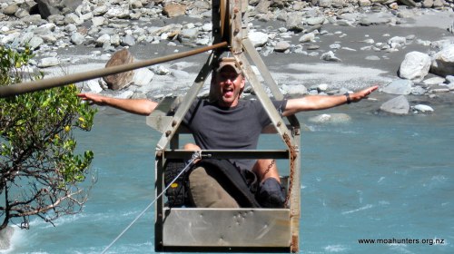 I... can.... fly....!